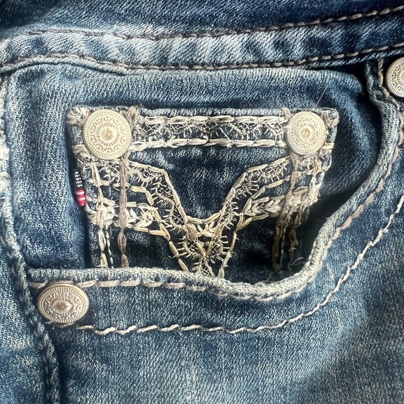 Vigoss ladies, the Dallas boot cut Jean preowned very good condition size 28 - Picture 4 of 16